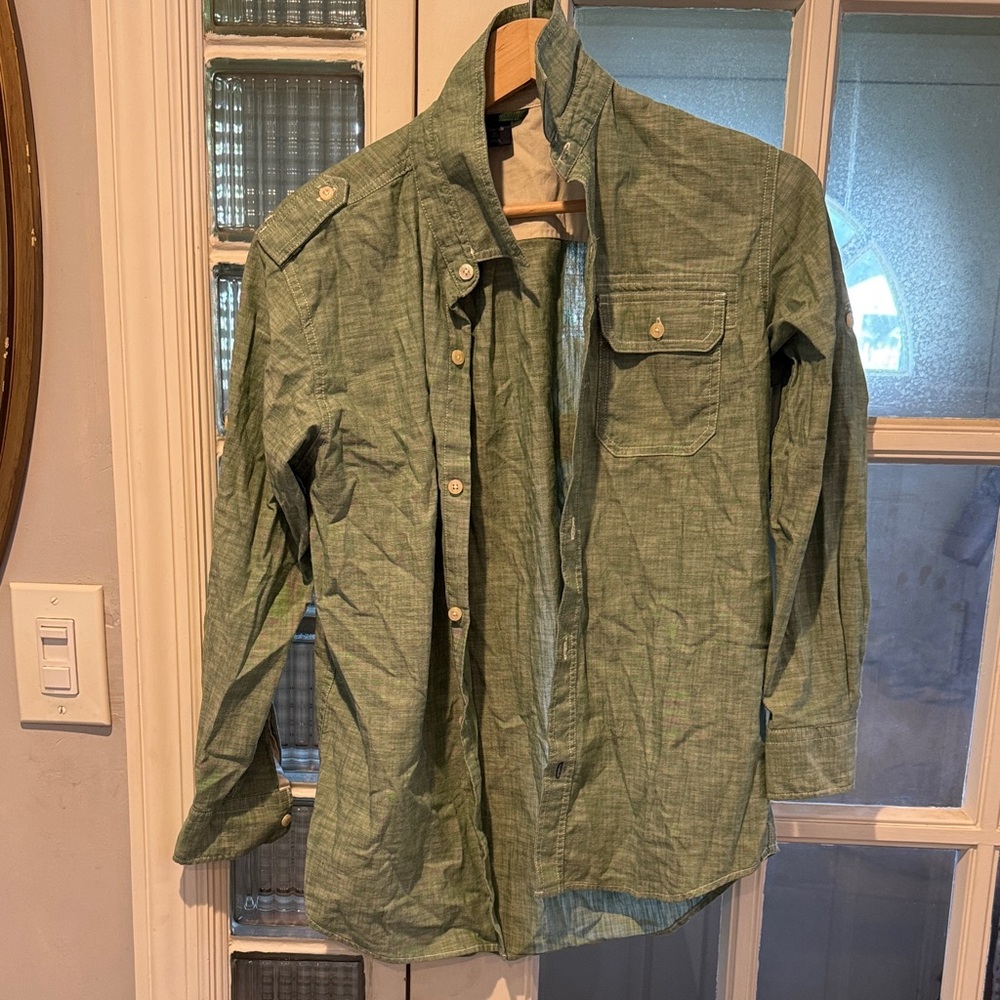 GAP Kids XL Shirt with Green Trim